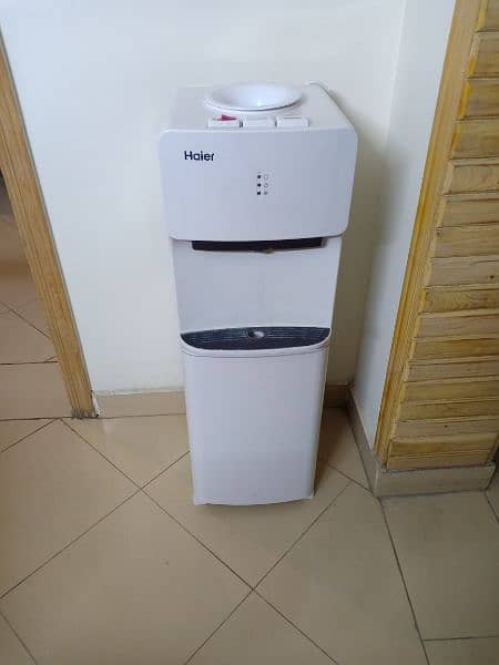 Haier water dispenser 3