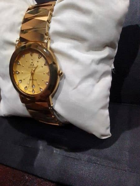 new. FITRON gold plated watch 2