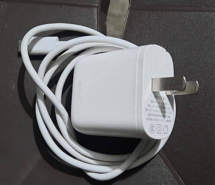 Google Pixel Charger 18 watts Korean 2