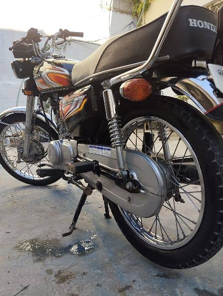 Honda 125 lush condition 4