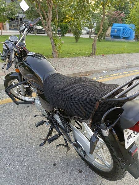 SUZUKI GS 150SE FOR SALE 4