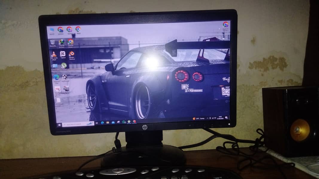 amd a8 6gen 8gb ram 500gb harddrive with 20 inch hp screen(in urgent) 4