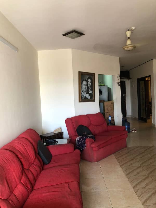 3 Bed ROOM APARTMENT AVAILABLE FOR SALE 2