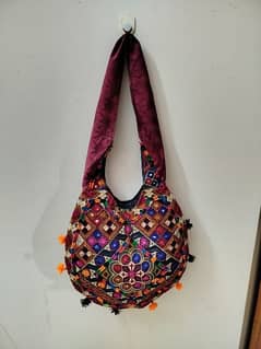 hand bag ladies available