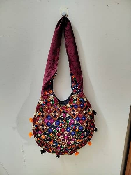 hand bag ladies available 0