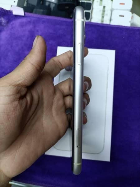 iphone 11 non pta dual sim time available 64gb with box 3