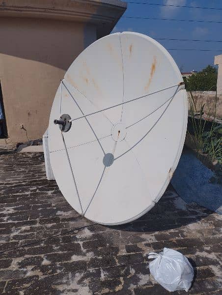 1 dish antenna TV sell service 032114546O5 0