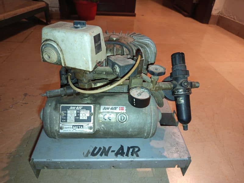 Air Compressor Mini 1