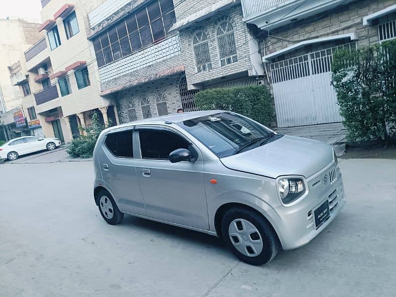 Suzuki Alto 2015 1