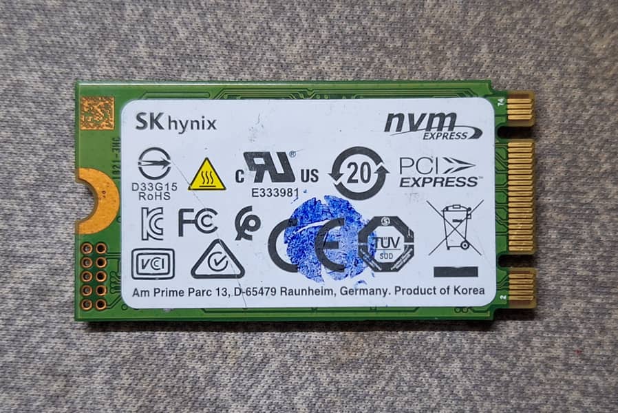 SK hynix 128GB M. 2 Sata SSD 1