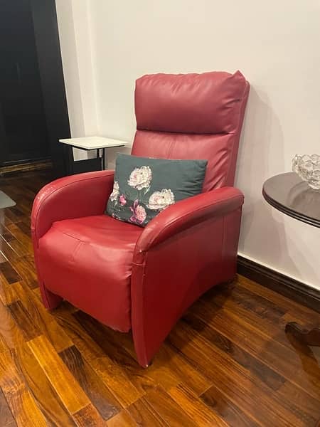 recliner chair with table 0