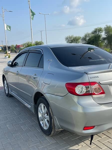 Toyota Corolla Altis 2013 3