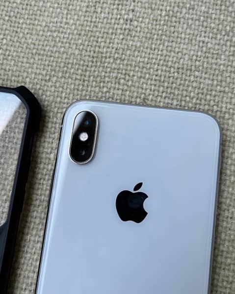 iPhone X Non Active 1