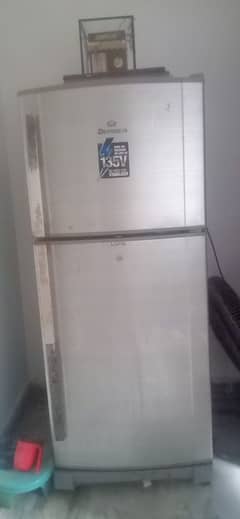 Dawalance Mediam size Fridge 0