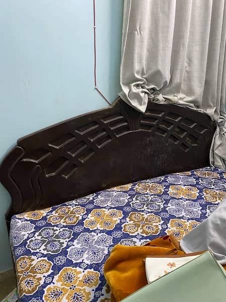 wooden bed 2