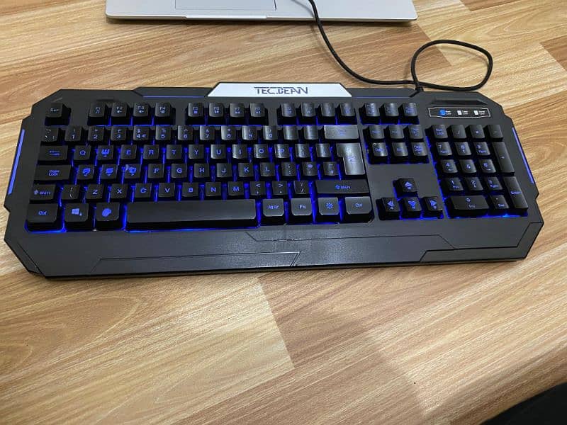 RGB GAMING KEYBOARD FOR SALE 1