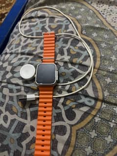 watch 8 ultra with apple logo