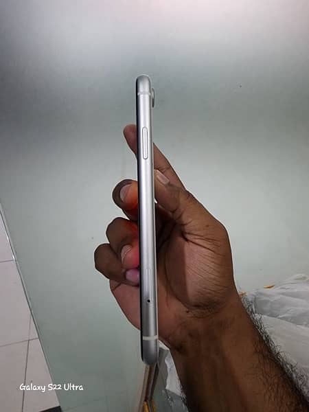 APPLE IPHONE XR NON PTA 2