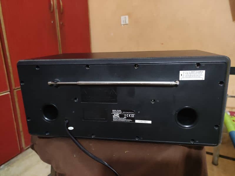 jvc sound bar in good condition Aux USB  Bluetooth & Audio cd player 4