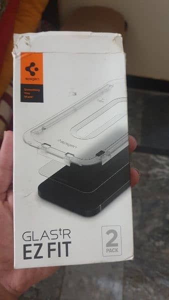 Spigen easy fit iPhone 14 pro max screen protector 0