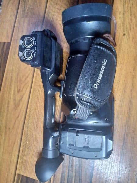 Panasonic AGSC-90 Video camera 9