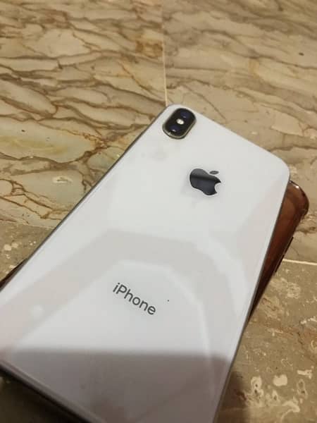 IPhone X 64GB PTA Approved 1