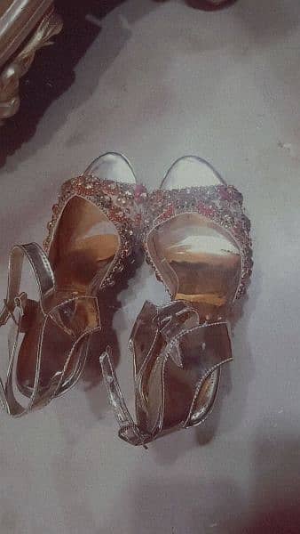 bridle sandals 1