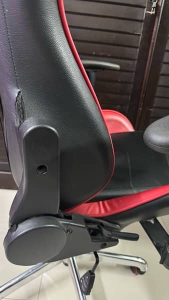 Global razer gamming chair 4