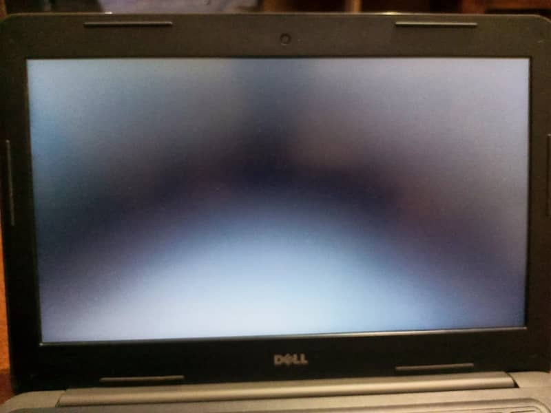 Dell Latitude i3 3380 - 6th Gen 1