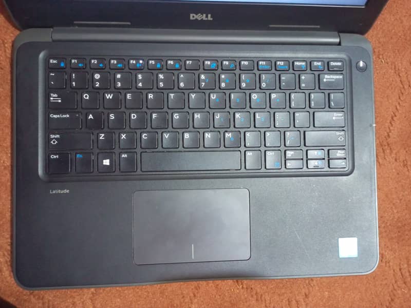 Dell Latitude i3 3380 - 6th Gen 2