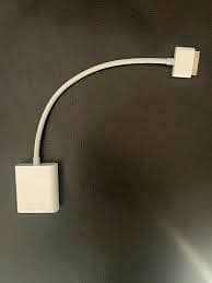 Apple 30-pin to VGA 0