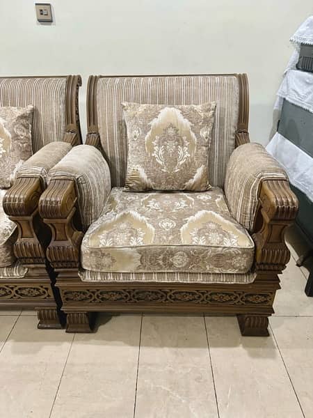 7 seater sofa set new condition 10