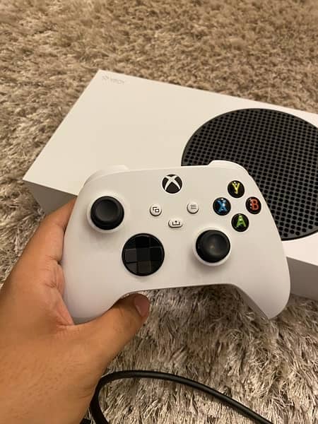 Xbox Series S 512gb ssd in very good condition available 9