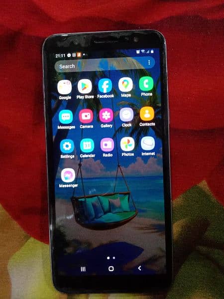 Samsung Galaxy j-8 2