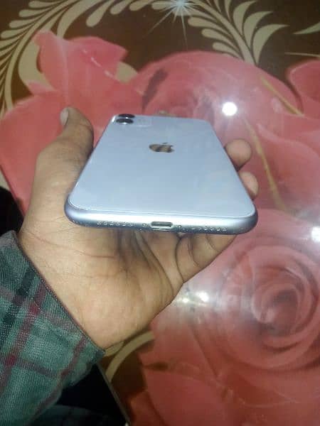 iPhone 11 non pta 0