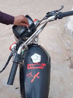 Honda CG125 model 2013 Karachi number