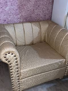 5 seater sofa set (used only 3 months) 10/10