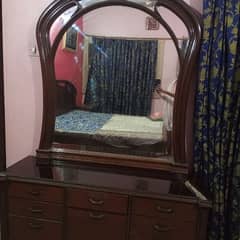 dressing table