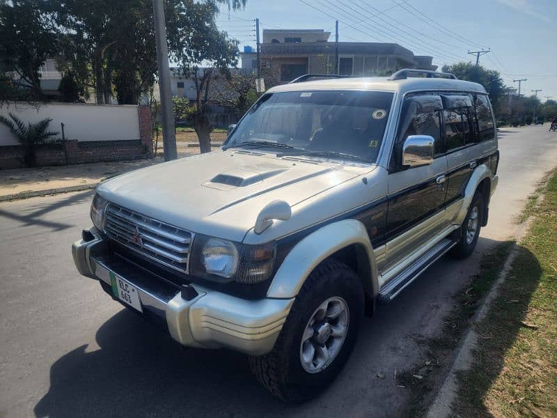 Mitsubishi Pajero 1996 6