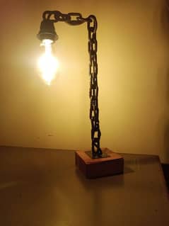 Handcrafted Chain Desk Lamp 0