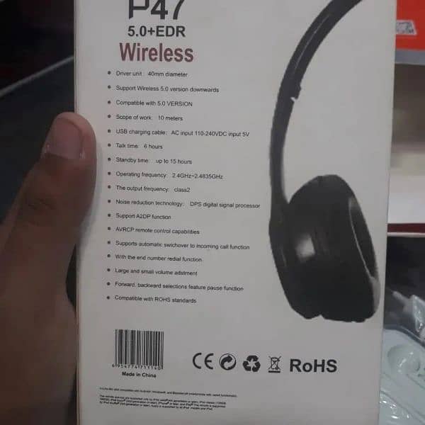 P 47 Wireless Headphone 2