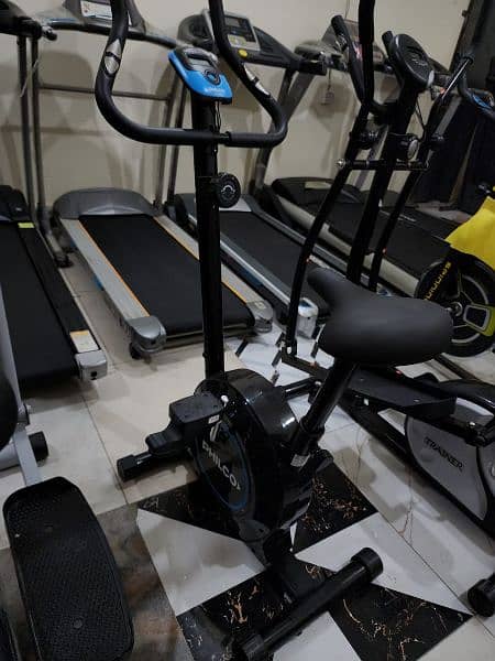 treadmils. (0309 5885468). gym cycles. home gym. ellapticals 6