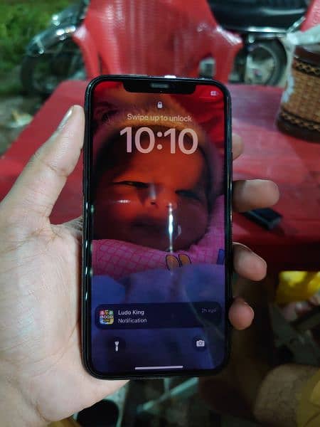 i phone 11pro 4