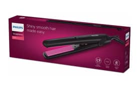 Mini hair straightener easy to handle in bag while travleling