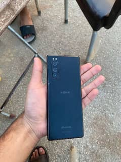 Sony Xperia 5