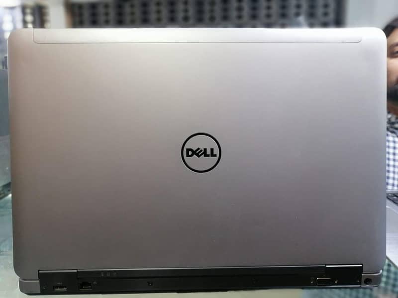 DELL LATITUDE E6540 CORE i5 GEN. 4th 8GB RAM 128GB SSD 640GB HDD 1