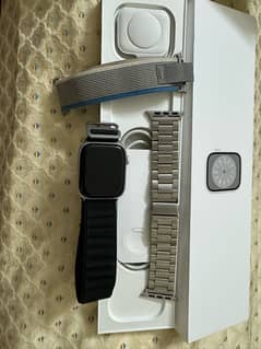 apple watch series 8 (44mm) rarely used