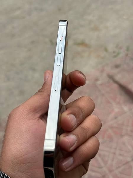 Iphone 13 pro (factory Unlock) for sale 3