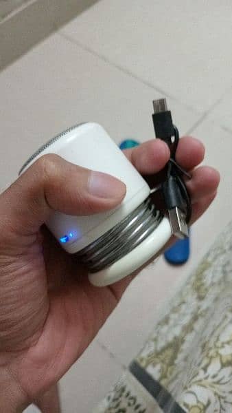 original bluetooth speaker with not original cable 6