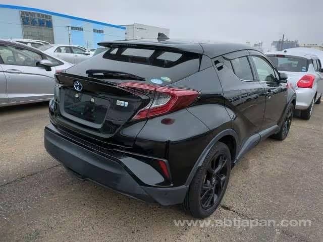 Toyota C-HR 2019 G-package 1